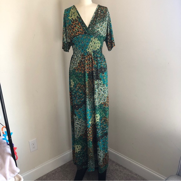 Dresses & Skirts - Green Printed Dress